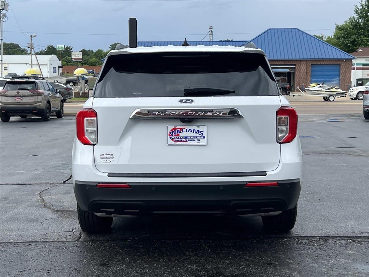 Ford Explorer  2023