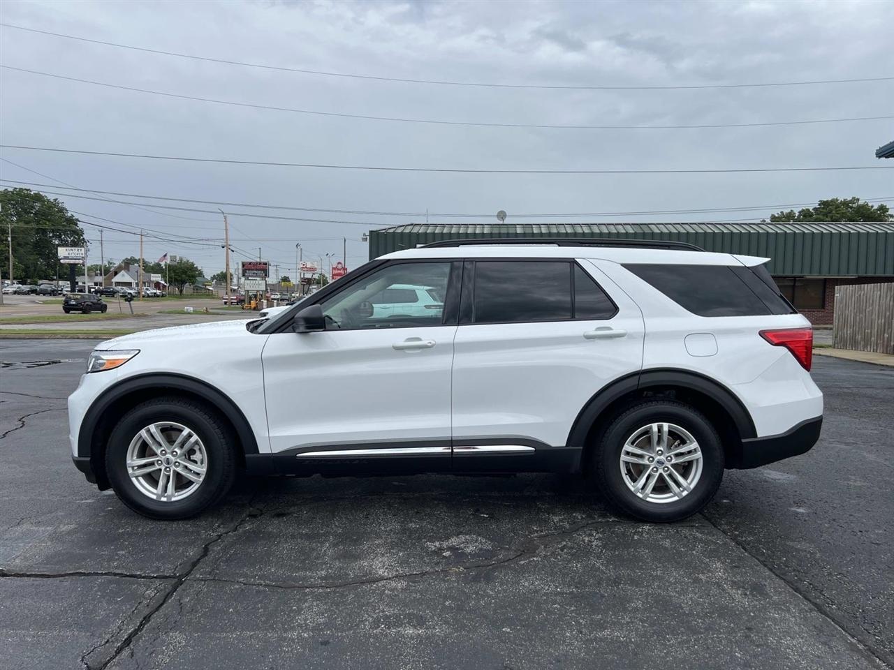 Ford Explorer  2023