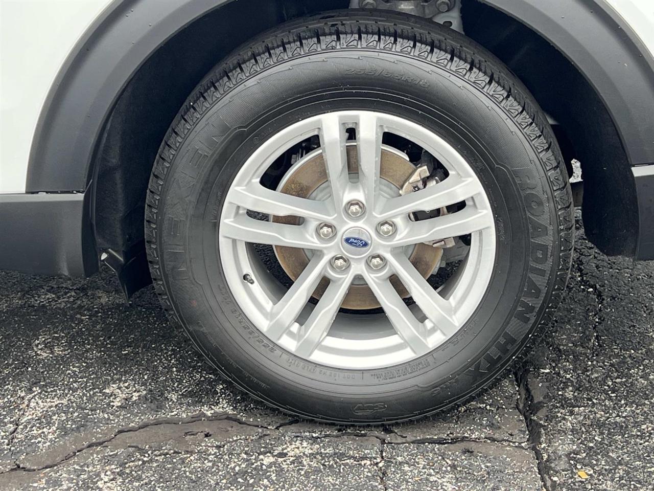 Ford Explorer  2023