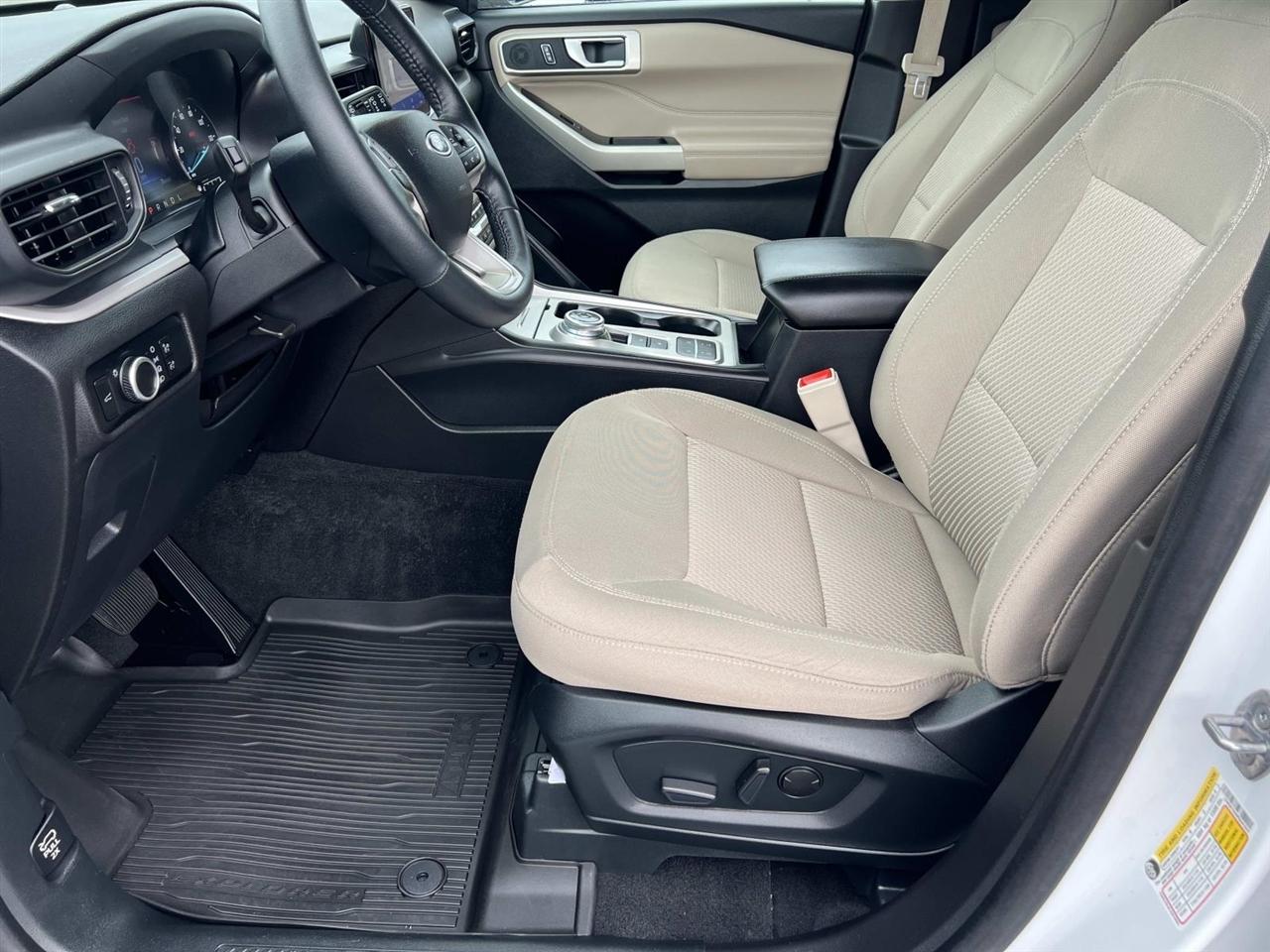 Ford Explorer  2023