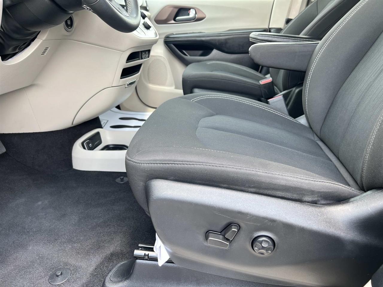 Chrysler Voyager  2022