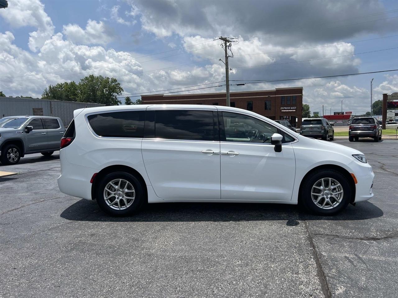 Chrysler Pacifica  2023