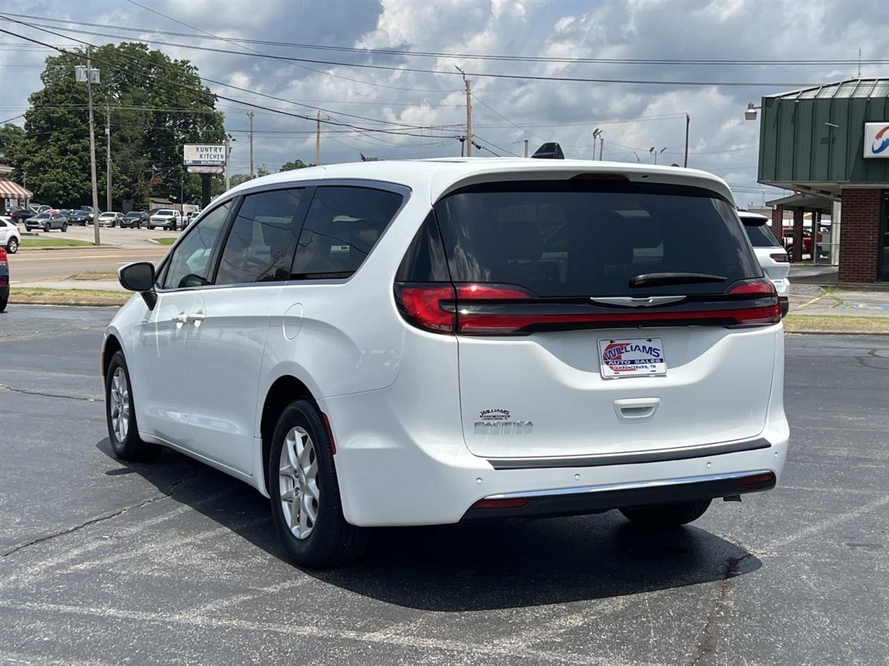 Chrysler Pacifica  2023