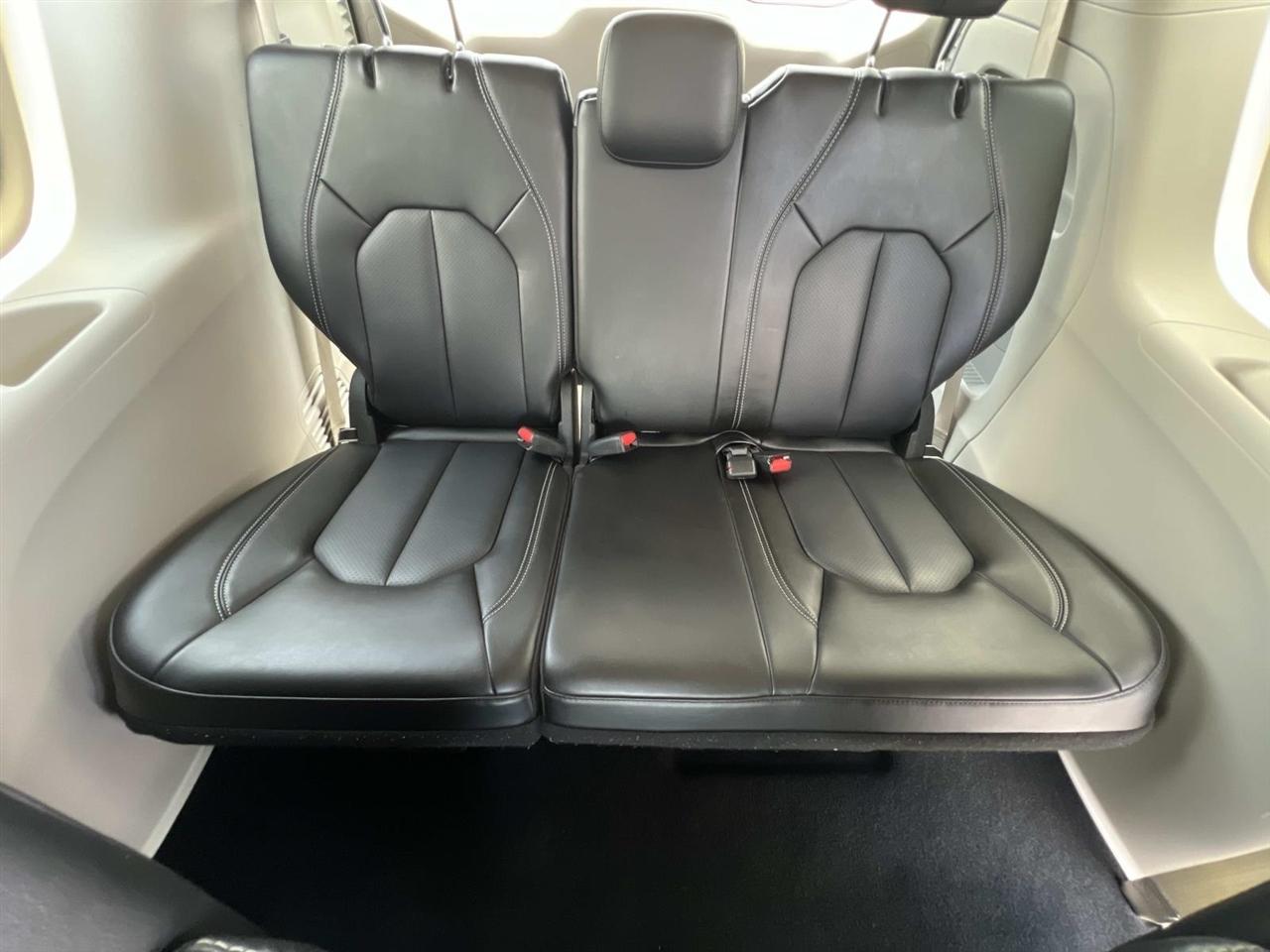 Chrysler Pacifica  2023
