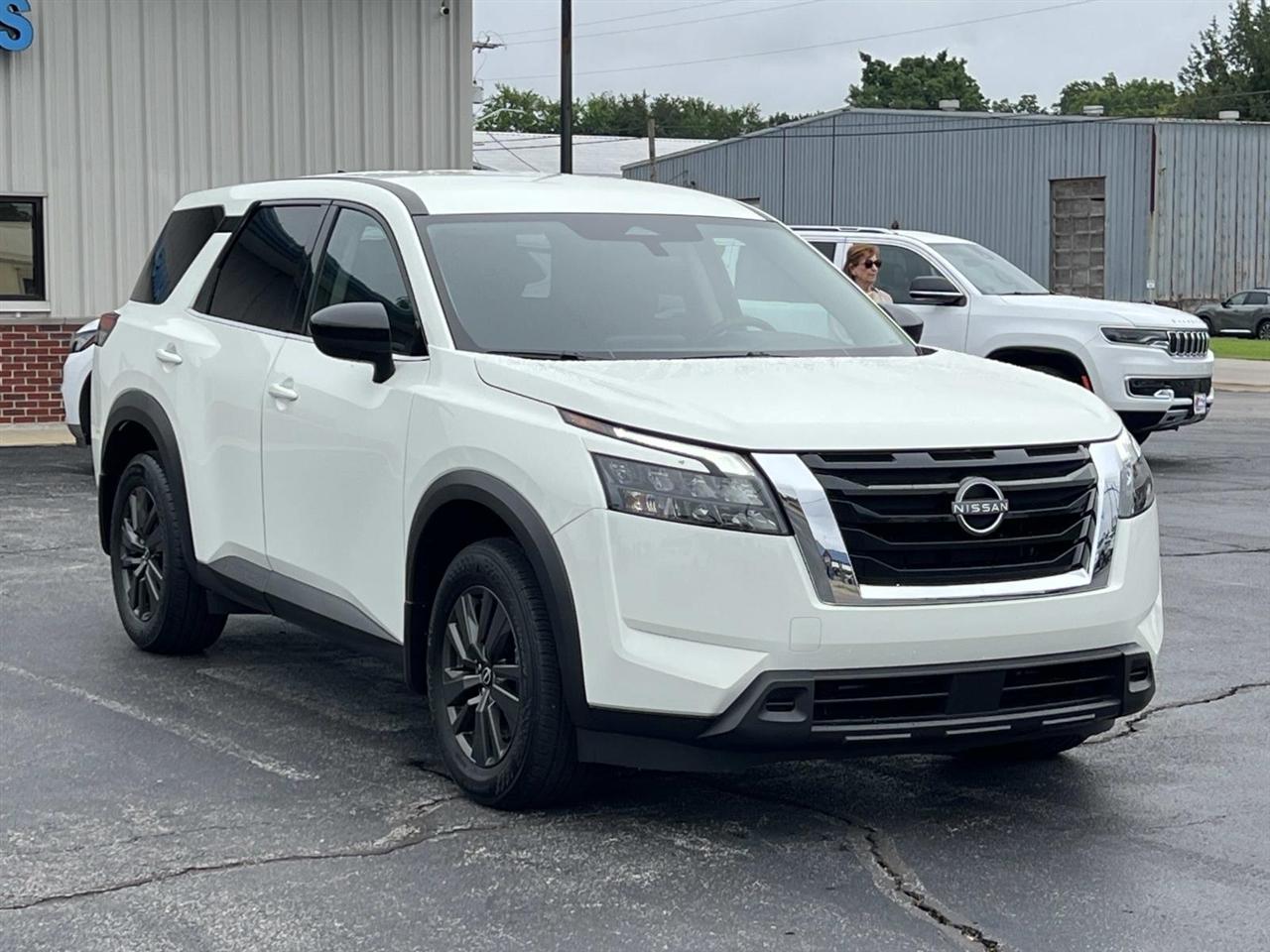 Nissan Pathfinder  2023
