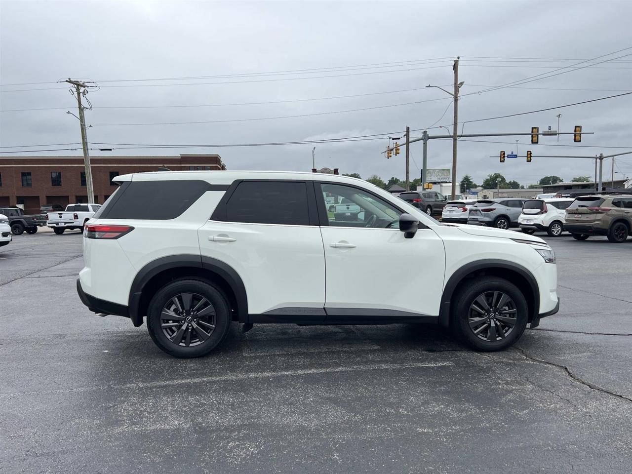 Nissan Pathfinder  2023
