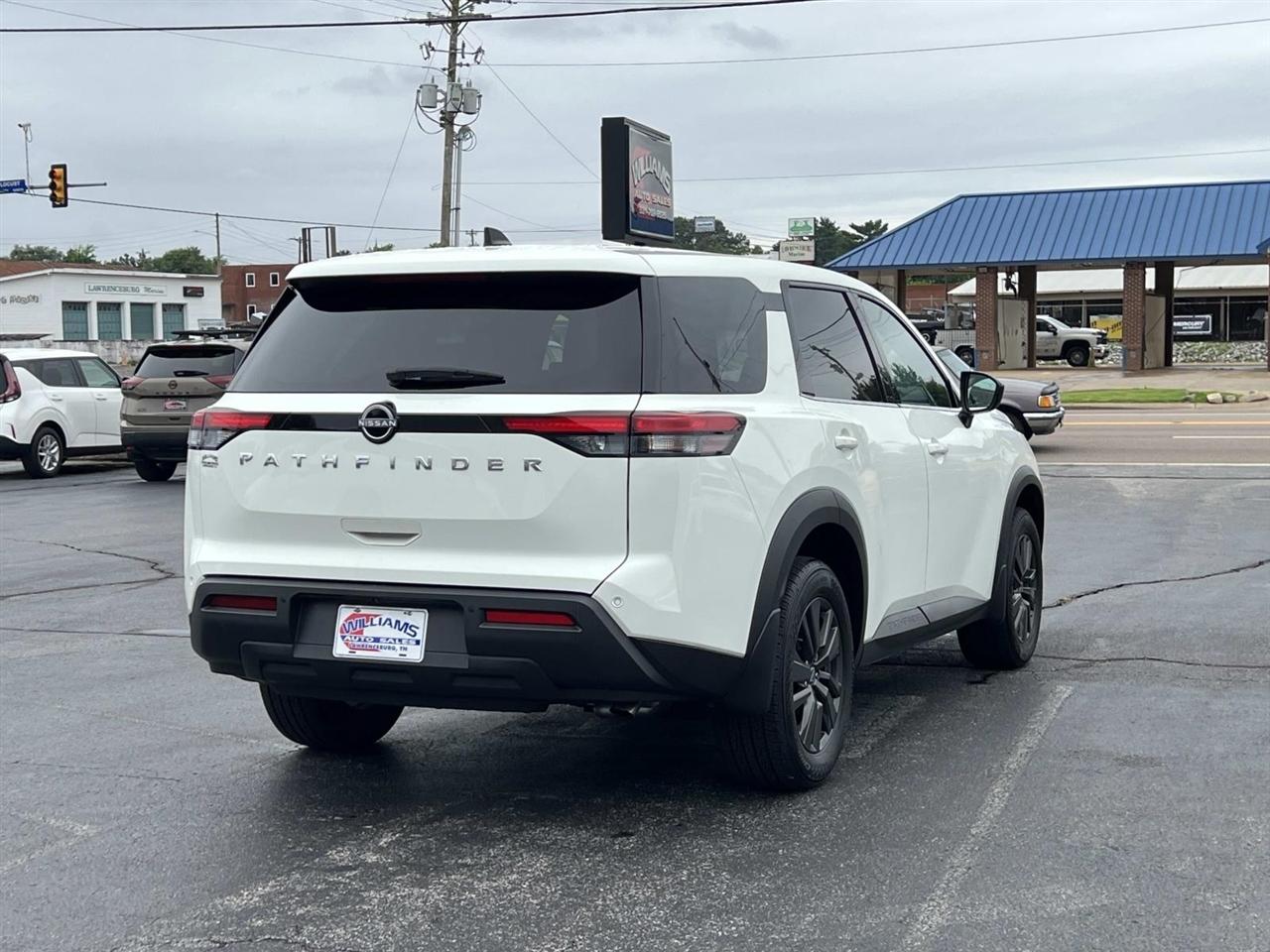 Nissan Pathfinder  2023