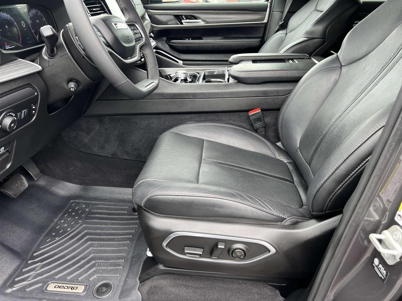 Jeep Wagoneer  2024