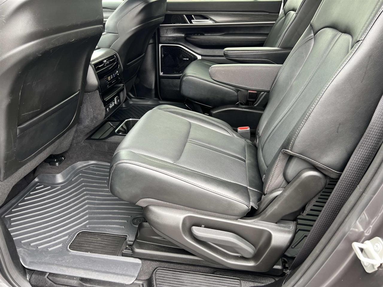 Jeep Wagoneer  2024