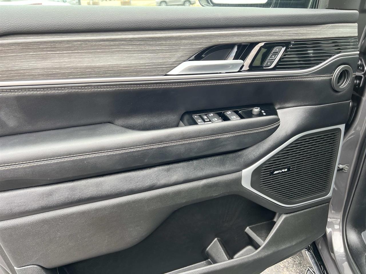 Jeep Wagoneer  2024