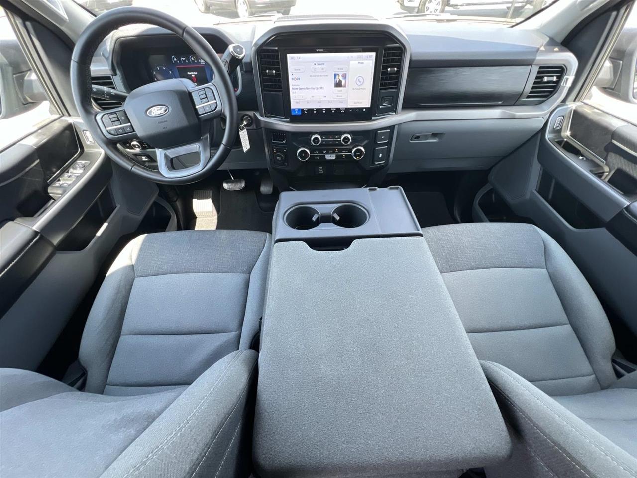 Ford F-150  2025