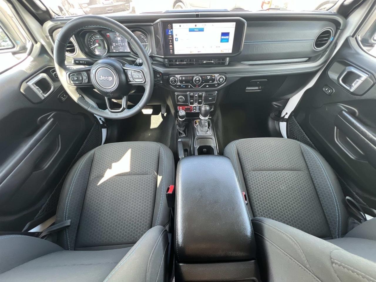 Jeep Wrangler 4xe  2024