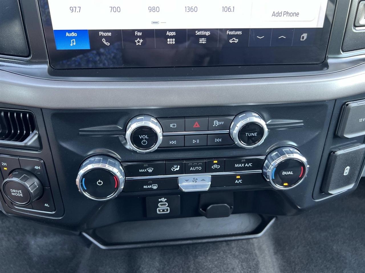 Ford F-150  2025