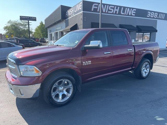 RAM 1500 Laramie Crew Cab SWB 4WD 2017 RAM 1500 Laramie Crew Cab SWB 4WD 2017