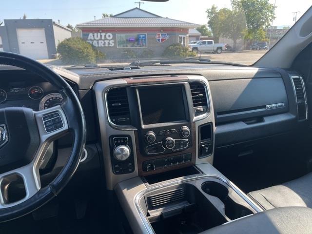 RAM 1500 Laramie Crew Cab SWB 4WD 2017 RAM 1500 Laramie Crew Cab SWB 4WD 2017
