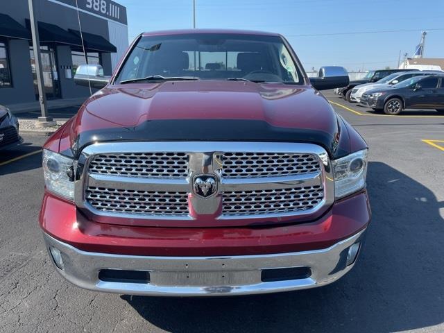 RAM 1500 Laramie Crew Cab SWB 4WD 2017 RAM 1500 Laramie Crew Cab SWB 4WD 2017