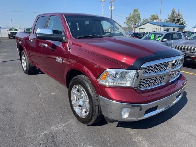 RAM 1500 Laramie Crew Cab SWB 4WD 2017 RAM 1500 Laramie Crew Cab SWB 4WD 2017