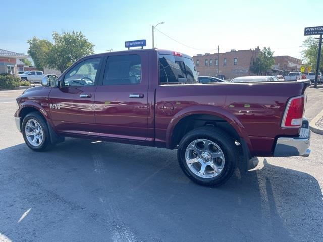 RAM 1500 Laramie Crew Cab SWB 4WD 2017 RAM 1500 Laramie Crew Cab SWB 4WD 2017