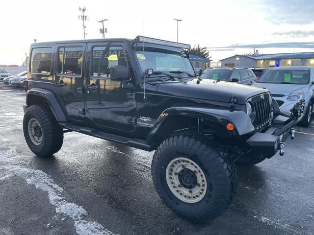 Jeep Wrangler Unlimited Sahara 4WD 2014