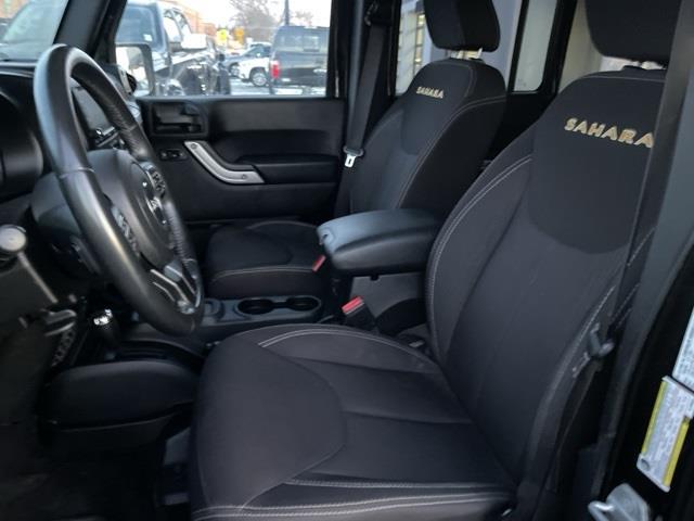 Jeep Wrangler Unlimited Sahara 4WD 2014