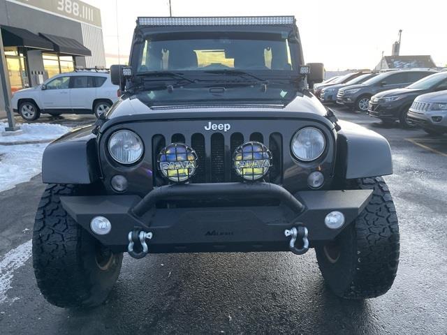 Jeep Wrangler Unlimited Sahara 4WD 2014
