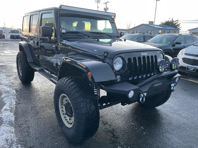 Jeep Wrangler Unlimited Sahara 4WD 2014