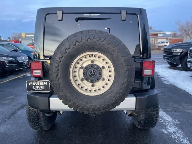 Jeep Wrangler Unlimited Sahara 4WD 2014