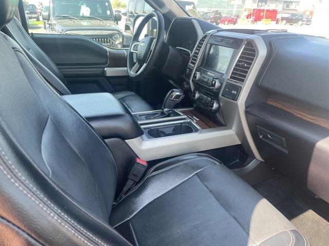 Ford F-150 Lariat SuperCrew 5.5-ft. Bed 4WD 2016 Ford F-150 Lariat SuperCrew 5.5-ft. Bed 4WD 2016