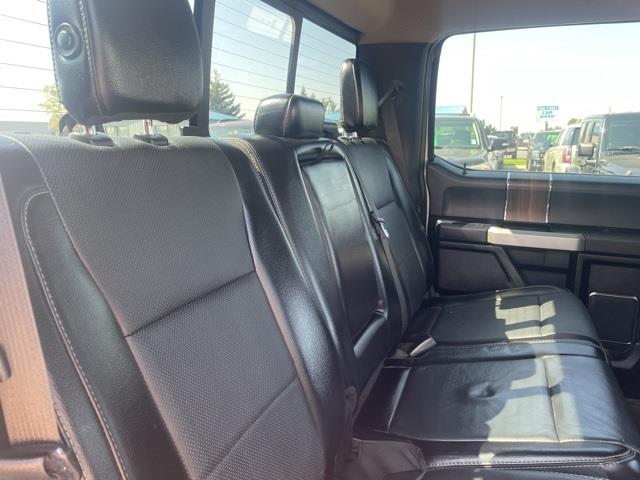 Ford F-150 Lariat SuperCrew 5.5-ft. Bed 4WD 2016 Ford F-150 Lariat SuperCrew 5.5-ft. Bed 4WD 2016
