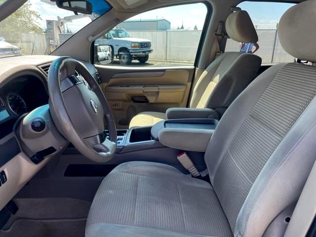 2011 Nissan Armada SV photo 7