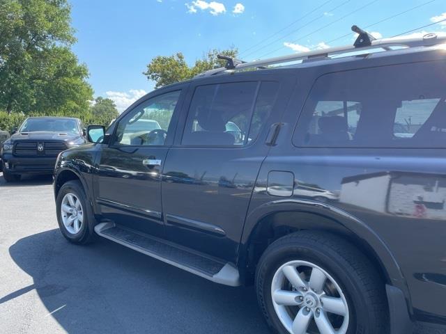 Nissan Armada SV 4WD 2011 Nissan Armada SV 4WD 2011