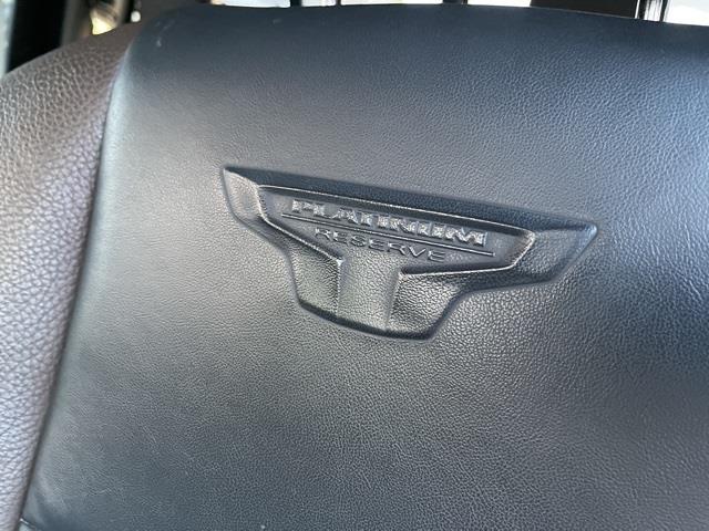 Nissan Titan Platinum Reserve Crew Cab 4WD 2018