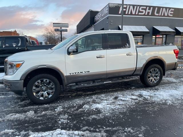 Nissan Titan Platinum Reserve Crew Cab 4WD 2018