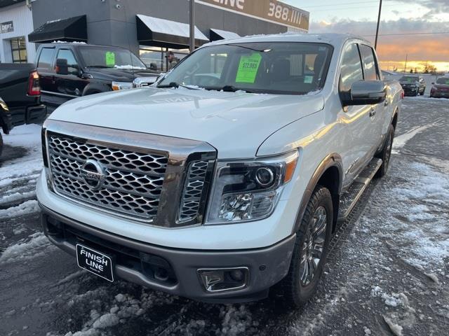 Nissan Titan Platinum Reserve Crew Cab 4WD 2018