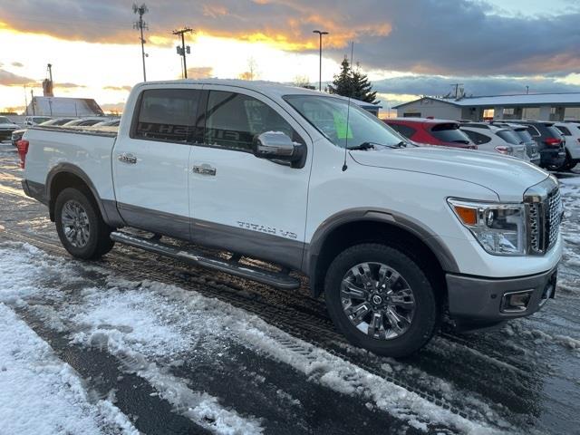 Nissan Titan Platinum Reserve Crew Cab 4WD 2018