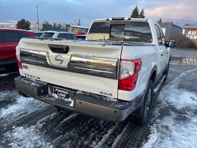 Nissan Titan Platinum Reserve Crew Cab 4WD 2018