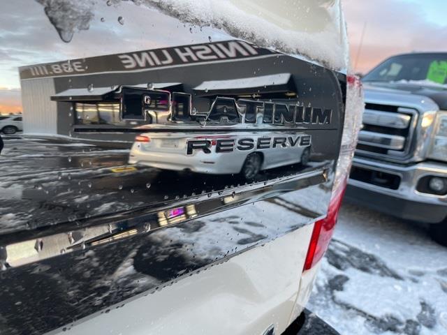 Nissan Titan Platinum Reserve Crew Cab 4WD 2018