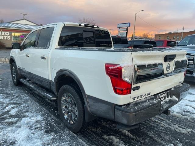 Nissan Titan Platinum Reserve Crew Cab 4WD 2018