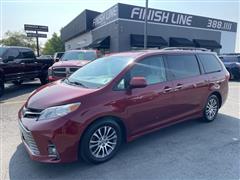 2020 Toyota Sienna 
