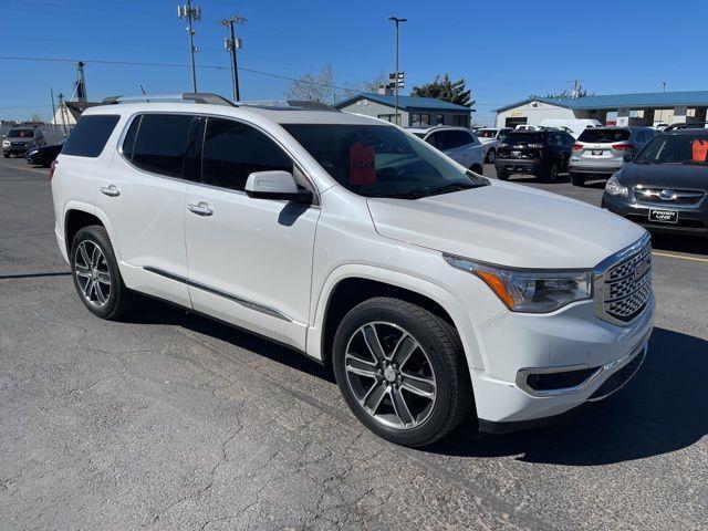 GMC Acadia Denali AWD 2018