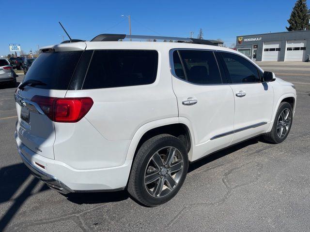 GMC Acadia Denali AWD 2018