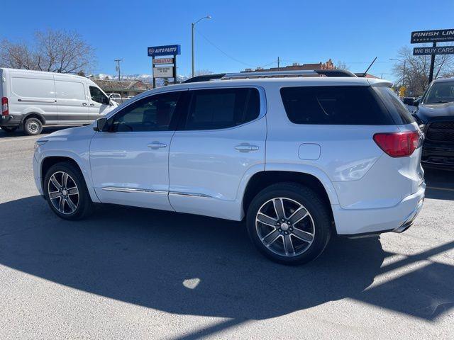 GMC Acadia Denali AWD 2018