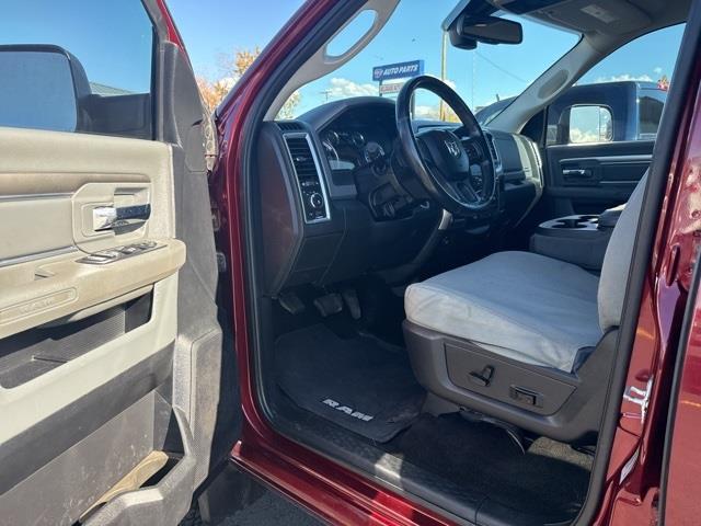 RAM 2500 SLT Crew Cab SWB 4WD 2016 RAM 2500 SLT Crew Cab SWB 4WD 2016