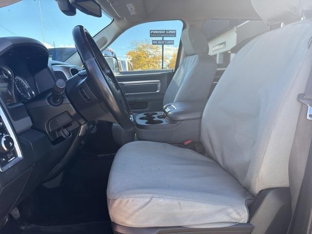 RAM 2500 SLT Crew Cab SWB 4WD 2016 RAM 2500 SLT Crew Cab SWB 4WD 2016