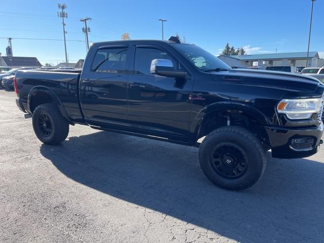 RAM 3500 Laramie Crew Cab SWB 4WD 2019 RAM 3500 Laramie Crew Cab SWB 4WD 2019