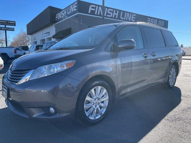 Toyota Sienna XLE AWD 7-Pass V6 2011 Toyota Sienna XLE AWD 7-Pass V6 2011