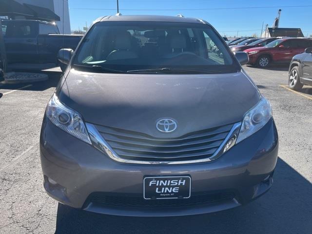 Toyota Sienna XLE AWD 7-Pass V6 2011 Toyota Sienna XLE AWD 7-Pass V6 2011