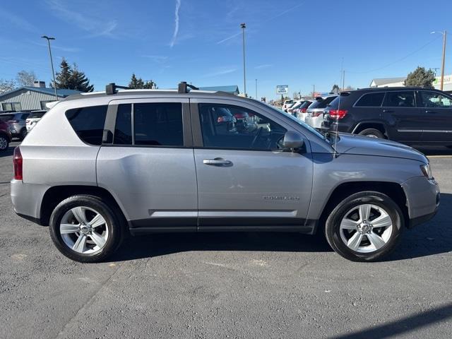 Jeep Compass Latitude 4WD 2015 Jeep Compass Latitude 4WD 2015