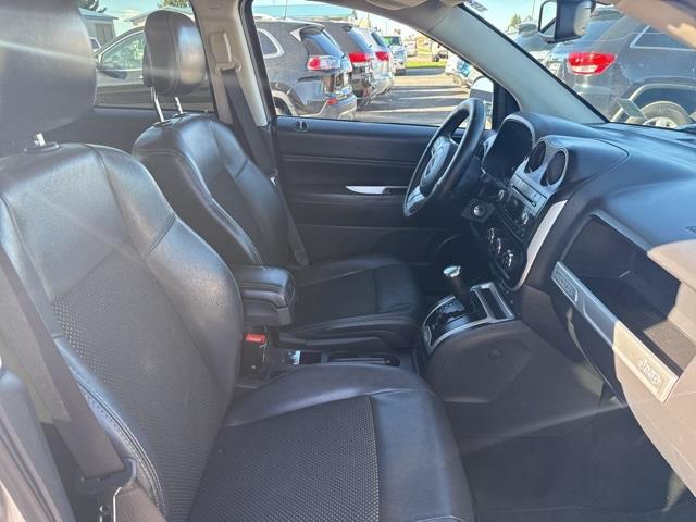 Jeep Compass Latitude 4WD 2015 Jeep Compass Latitude 4WD 2015