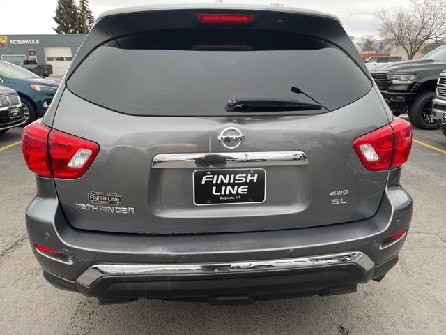 Nissan Pathfinder SL 4WD 2019